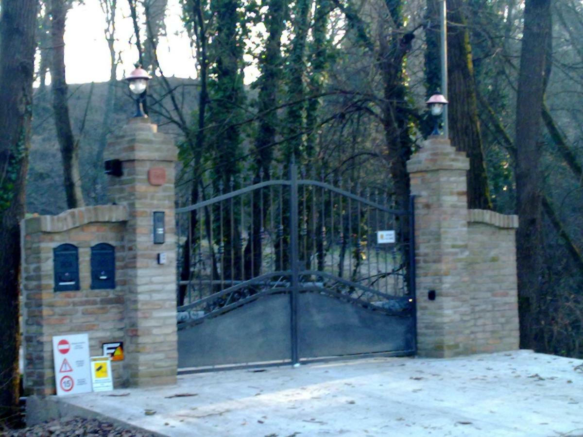 Bed and Breakfast Casa Nel Bosco Реджо-нель-Емілія Екстер'єр фото